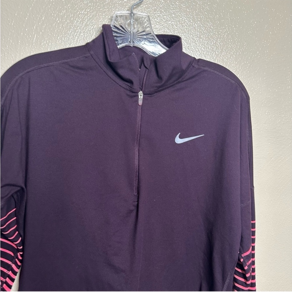 NIKE women’s running pullover - Picture 6 of 11